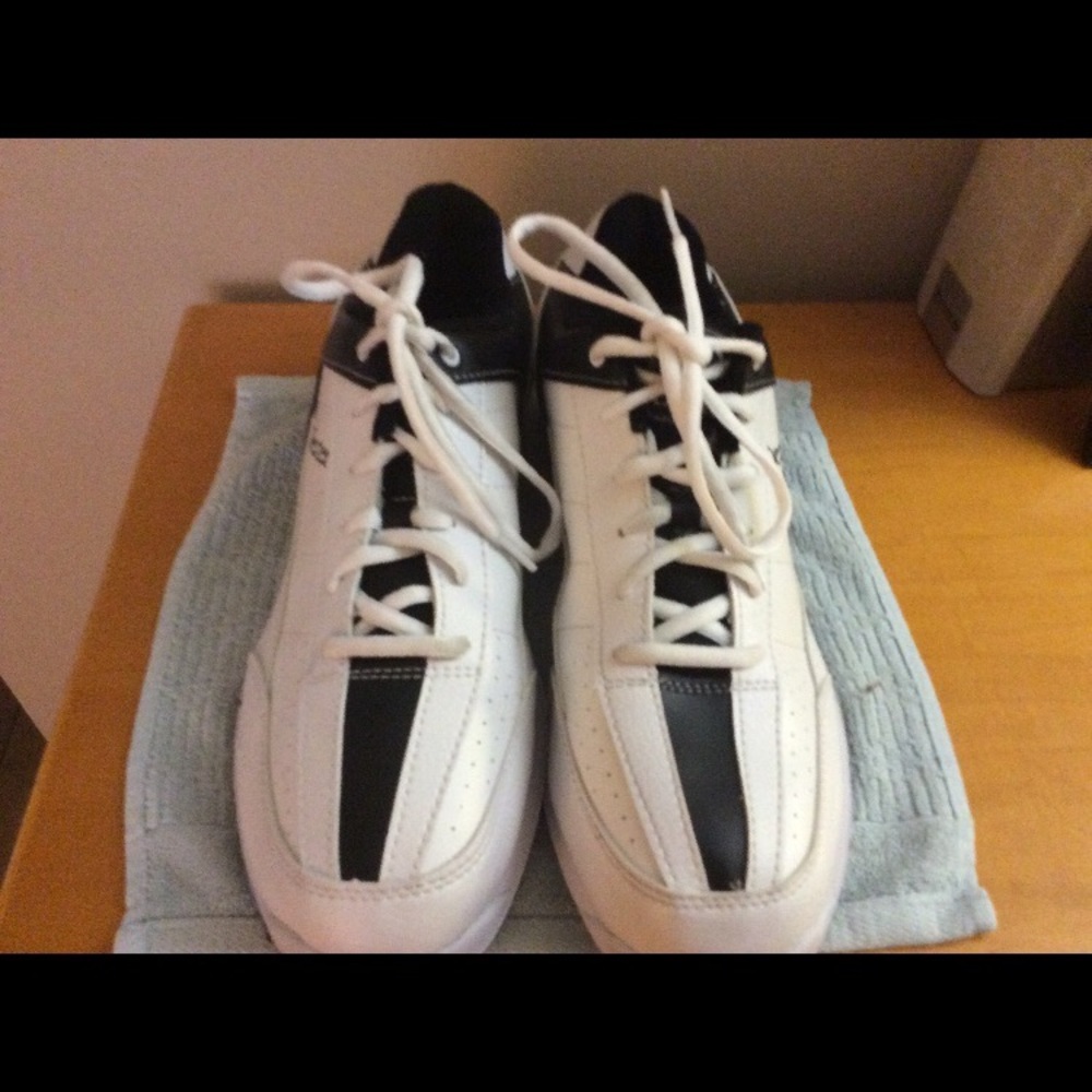 Dexter Bowling Shoes